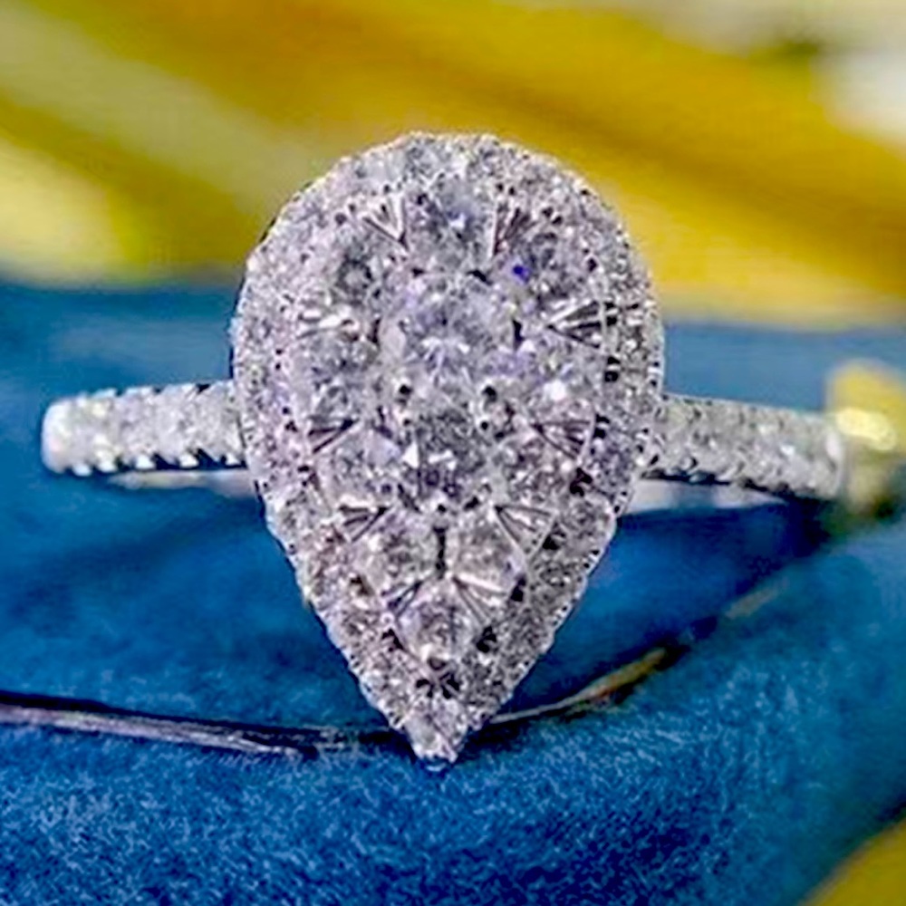 ♥️Zircon Stones Ring micropave teardrop stones run down sides silver plated